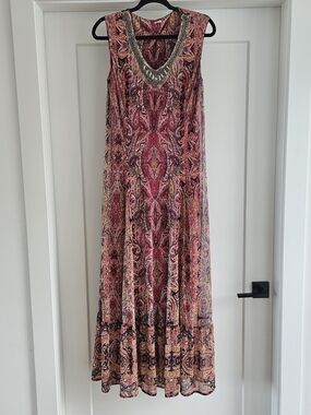 Reba Red Paisley Beaded Mesh V-Neck Sleeveless Lined Maxi Dress Size L
